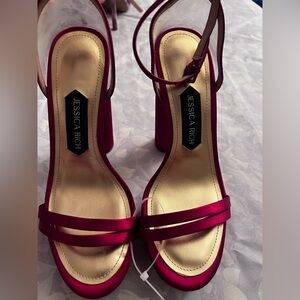 Jessica Rich Women's Burgundy Heels